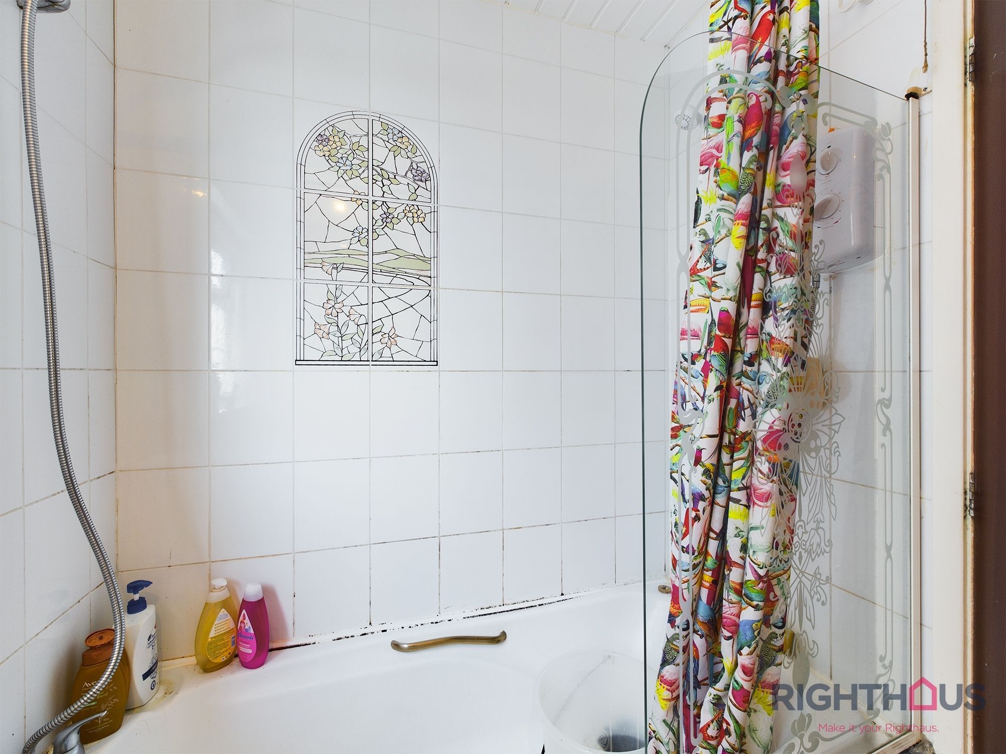 4 bed semidetached house for sale in Grey Friar Walk, Bradford BD7