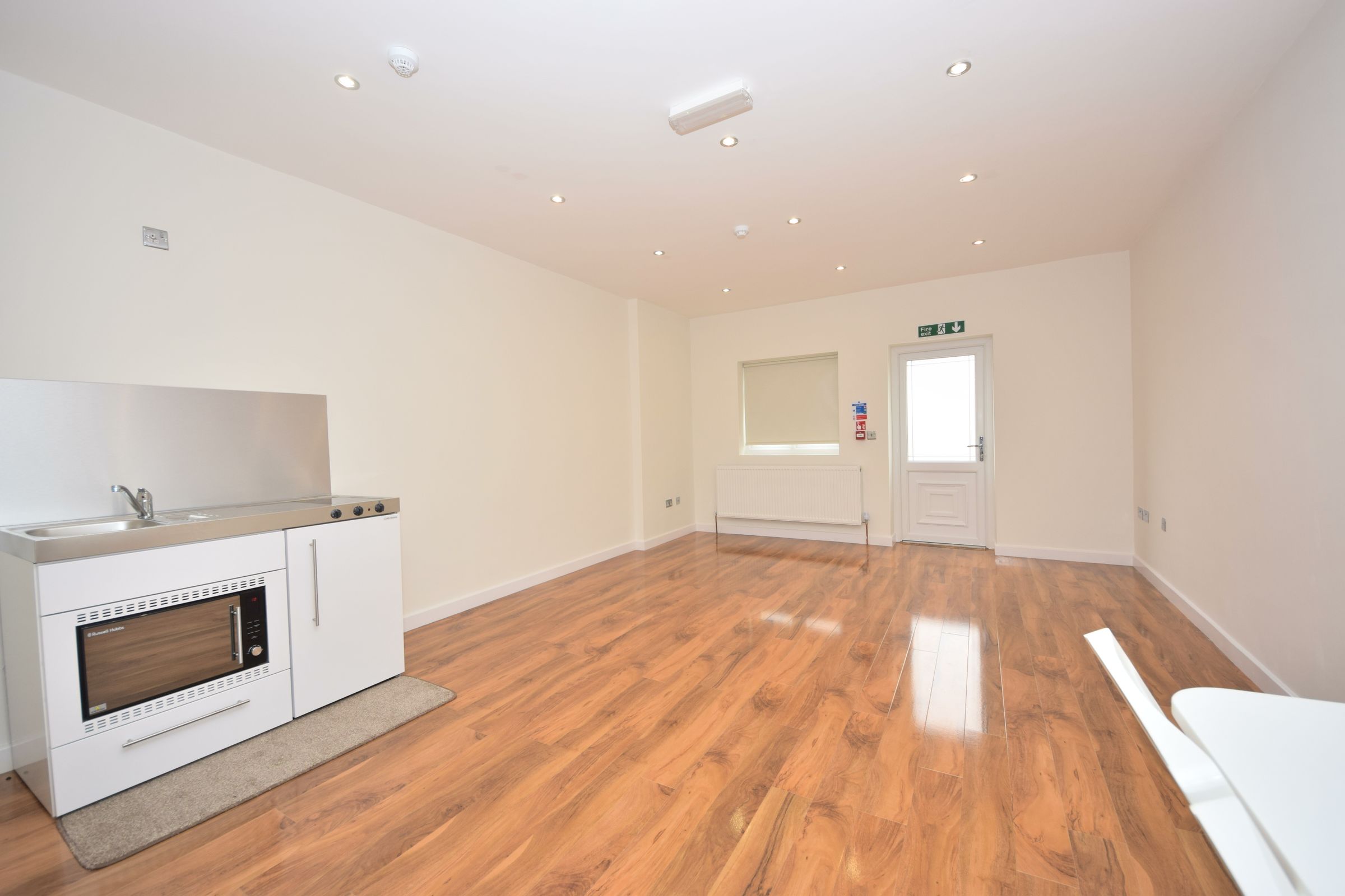 Studio to rent in Longwood Gardens, Ilford IG5 Zoopla