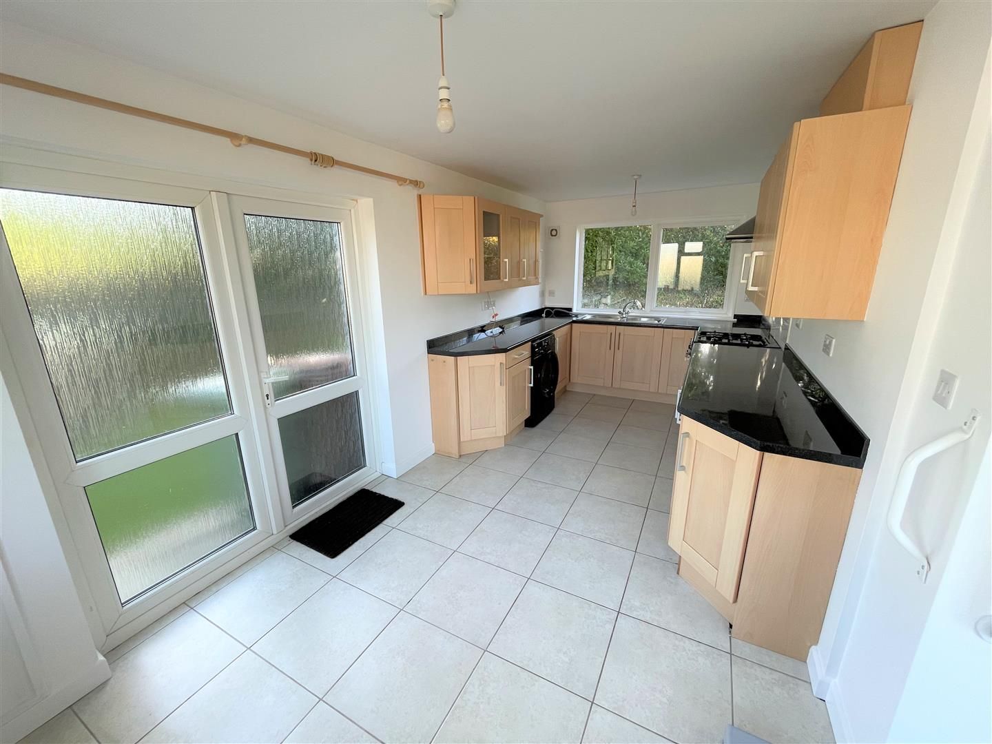 3 bed semidetached bungalow for sale in Knights Meadow, Carnon Downs