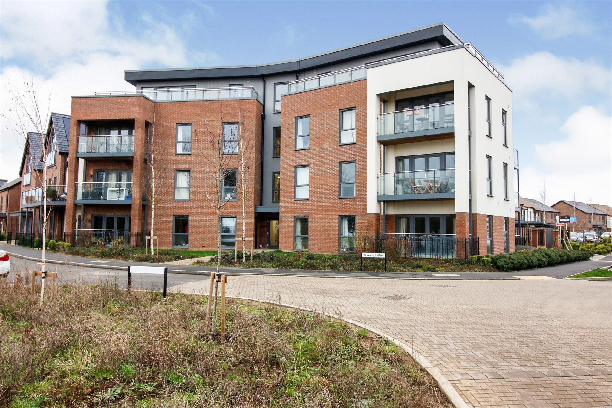 Harvard Way, Oakgrove, Milton Keynes MK10  