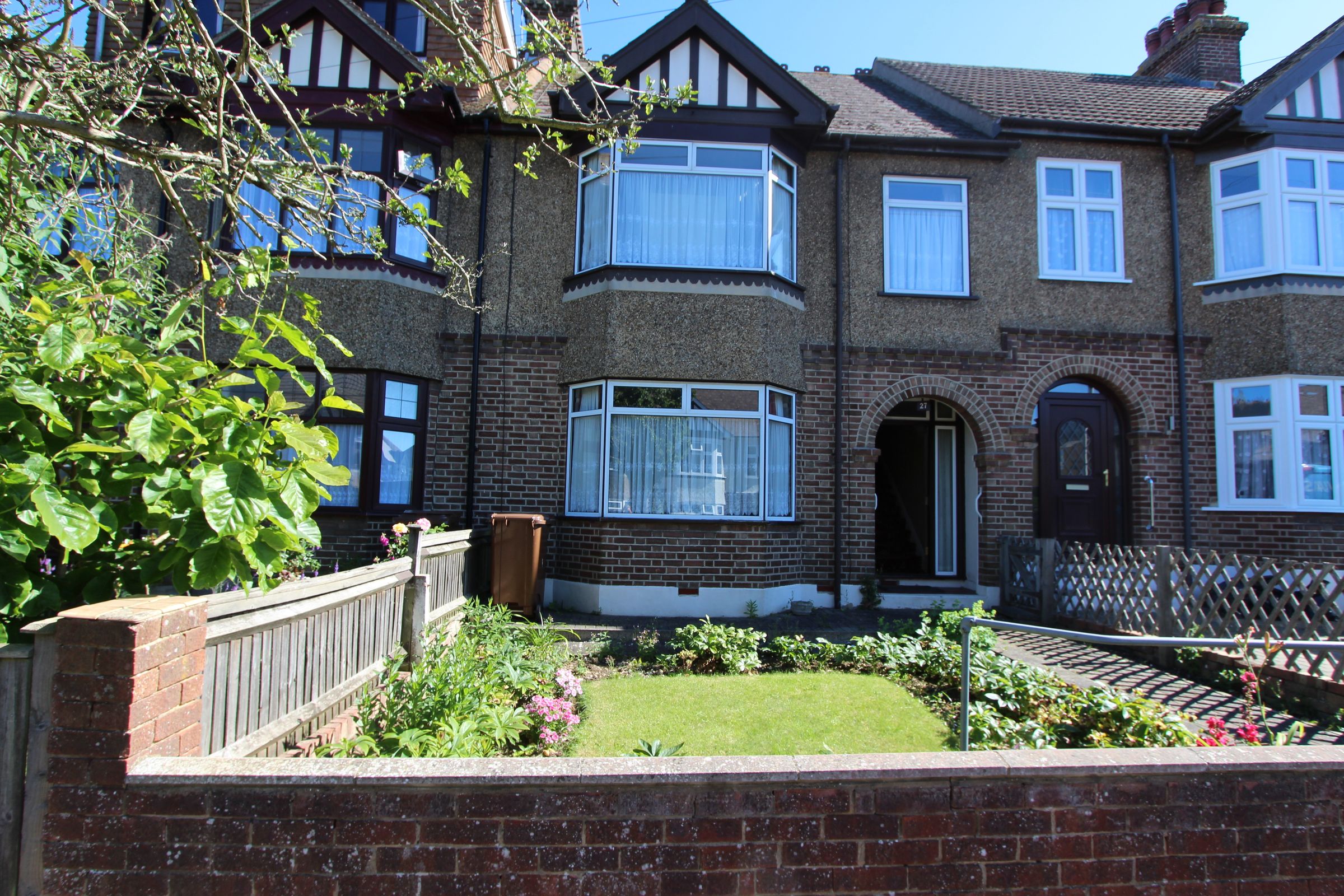 3 bed terraced house for sale in Allison Avenue, Gillingham ME7 Zoopla