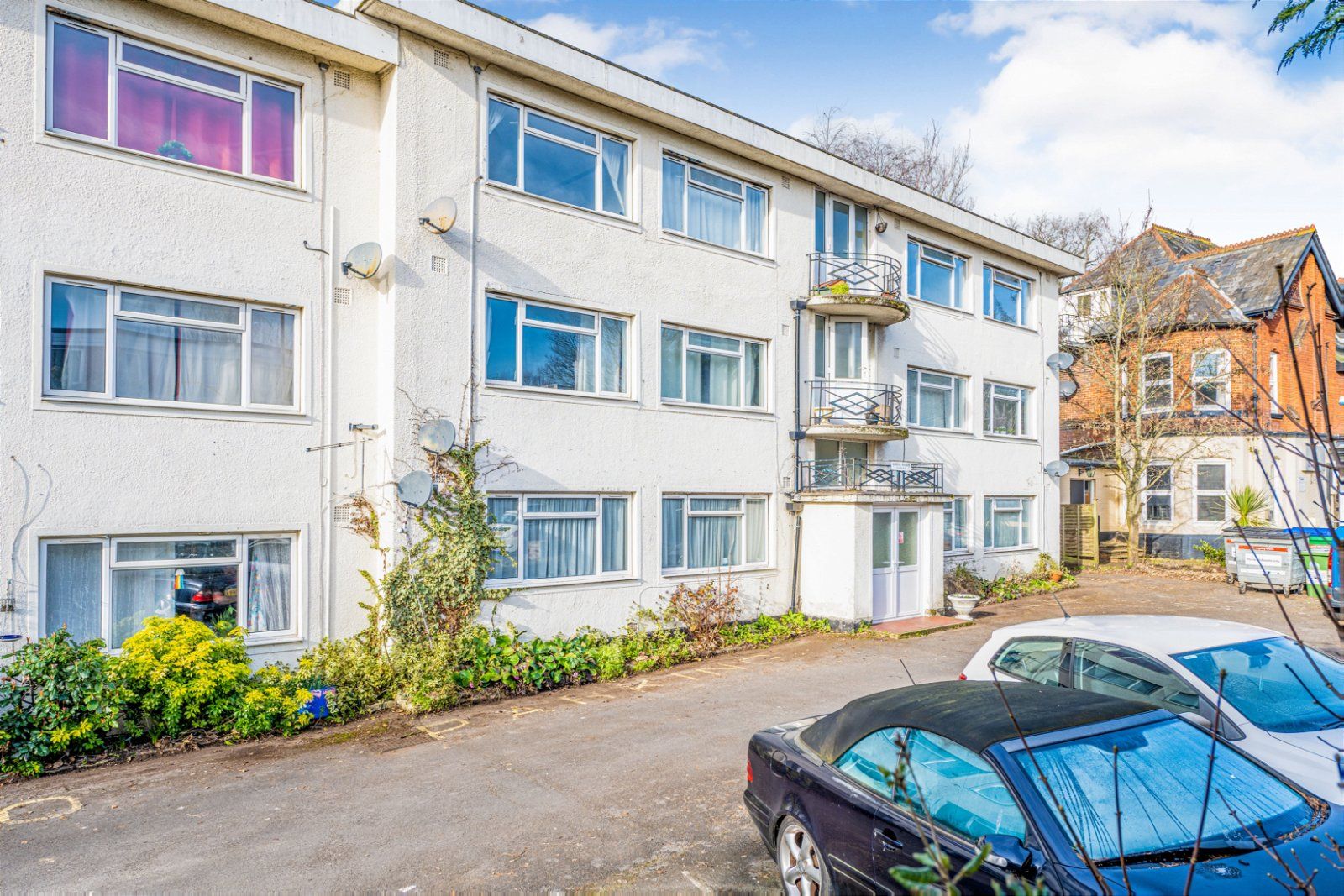 2 bed flat for sale in Dorval Manor, Northlands Road, Southampton SO15