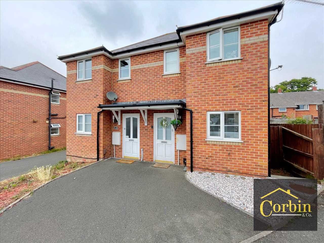 2 bed semidetached house for sale in Dawkins Road, Hamworthy, Poole