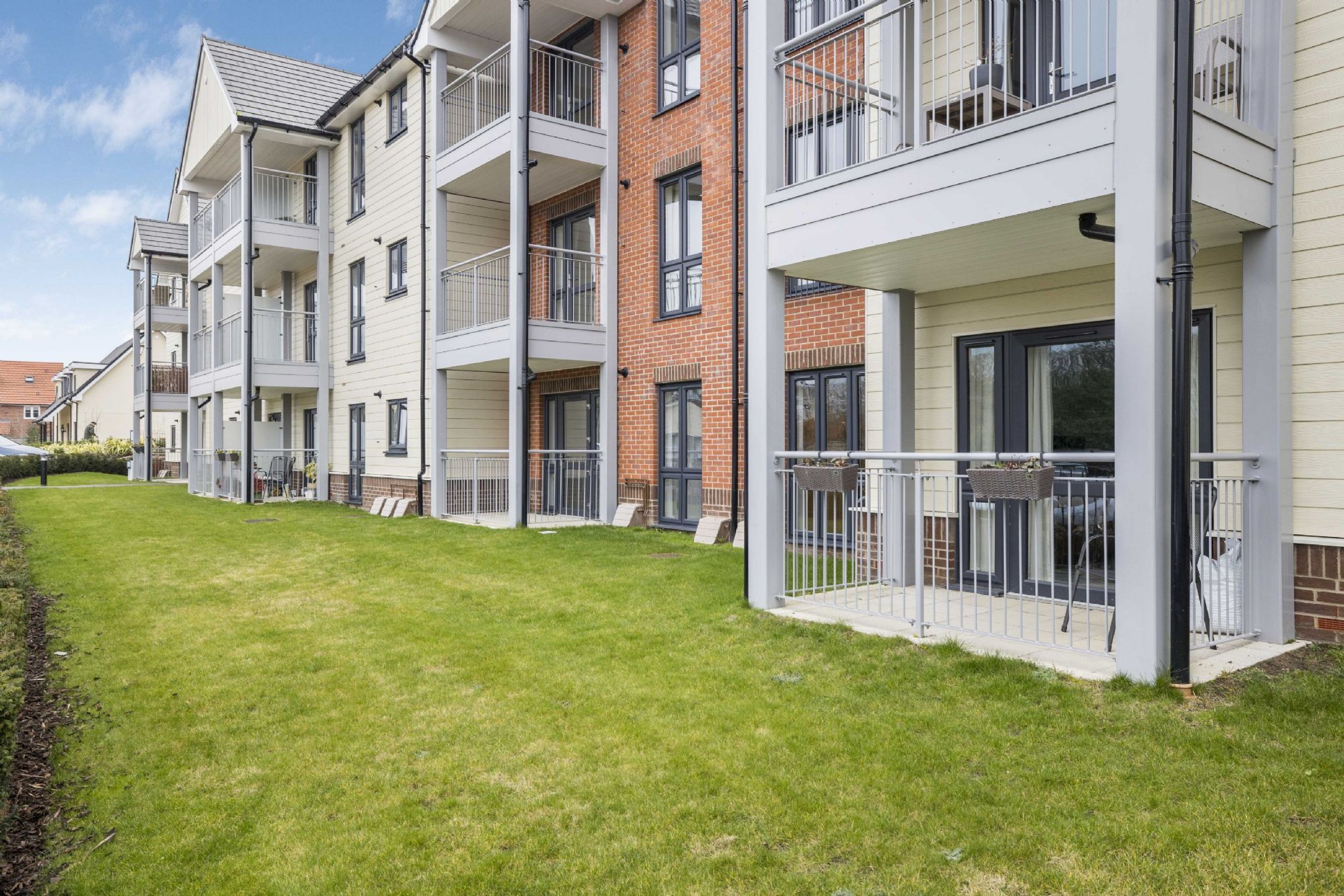 2 bed flat for sale in Debden House, Fallow Drive, Newport, Saffron