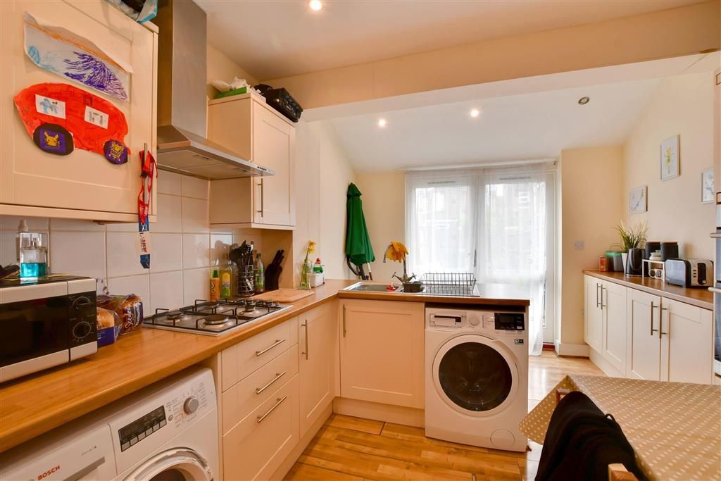 2 bed terraced house for sale in Sussex Road, Tonbridge, Kent TN9 Zoopla