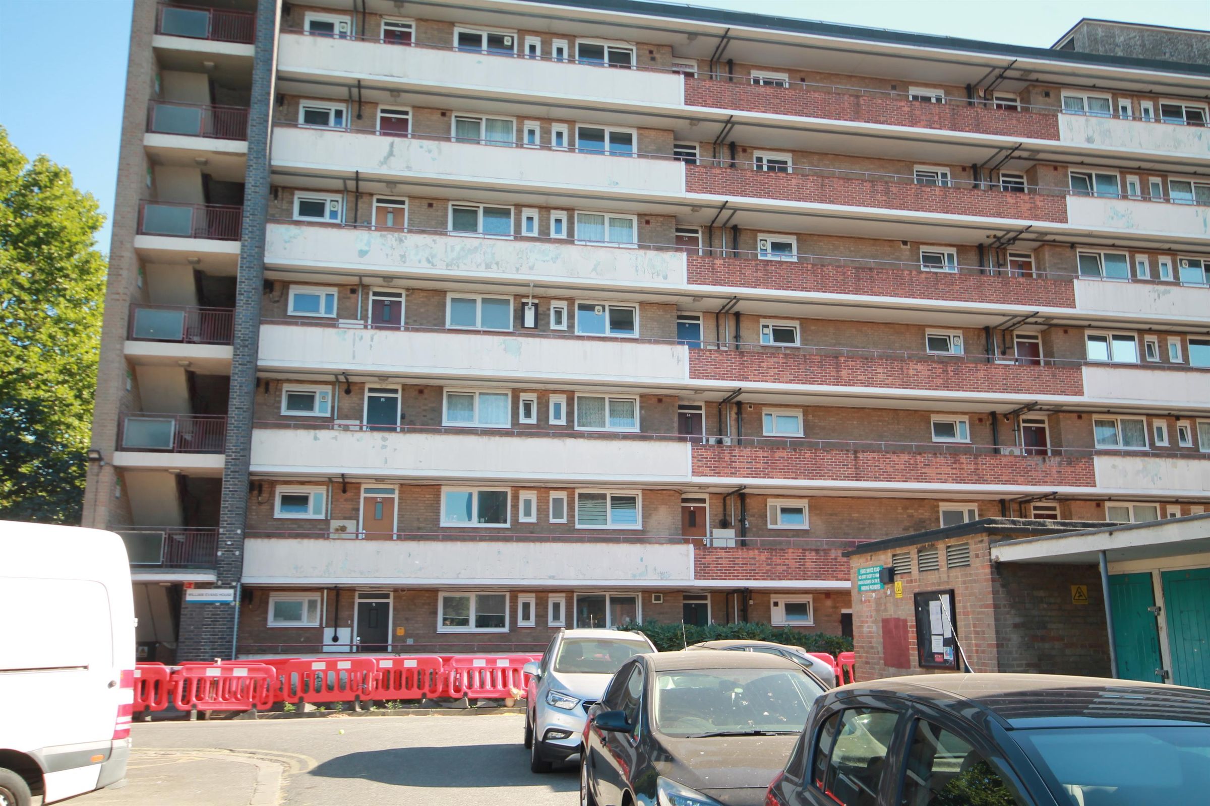 2 bed flat to rent in Haddonfield, London SE8 Zoopla