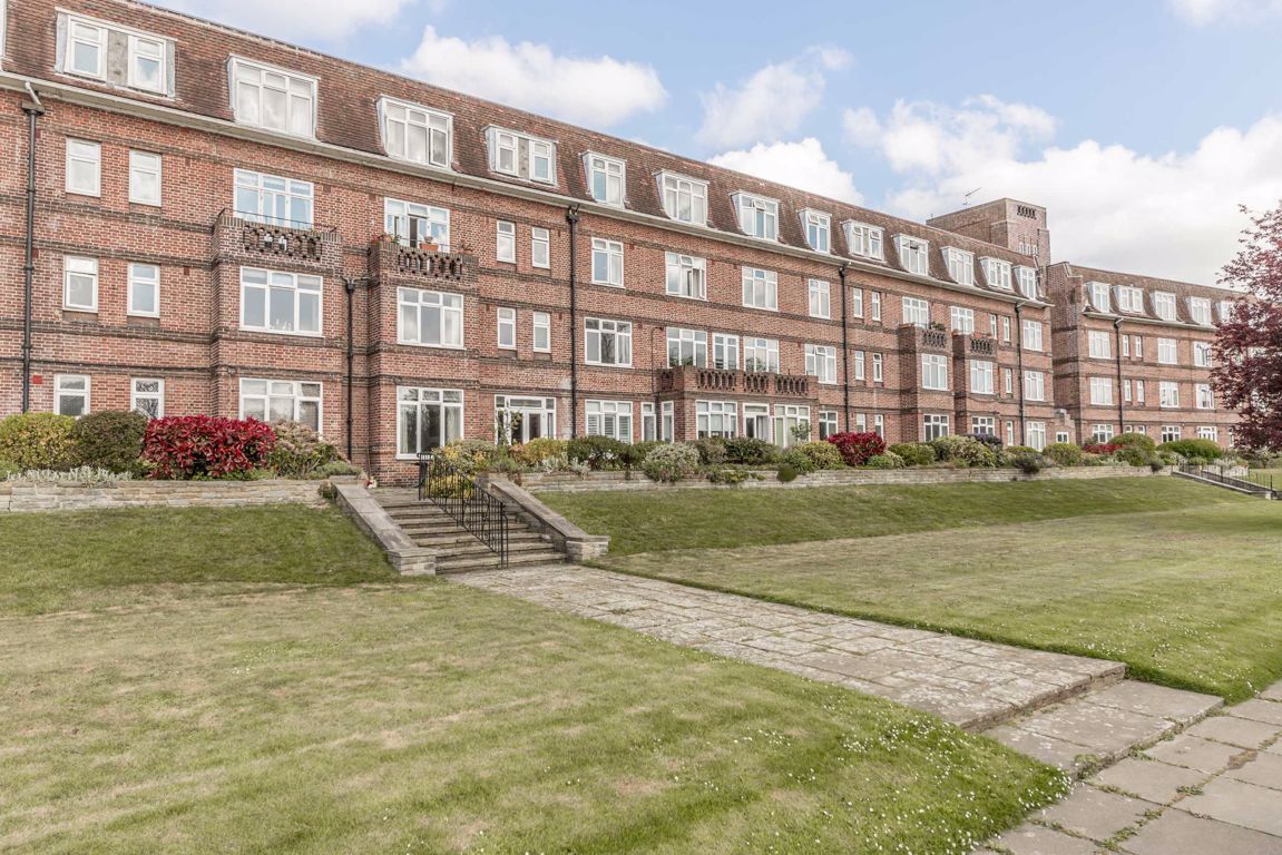 2 bed flat for sale in Thames Eyot, Cross Deep, Twickenham TW1 Zoopla