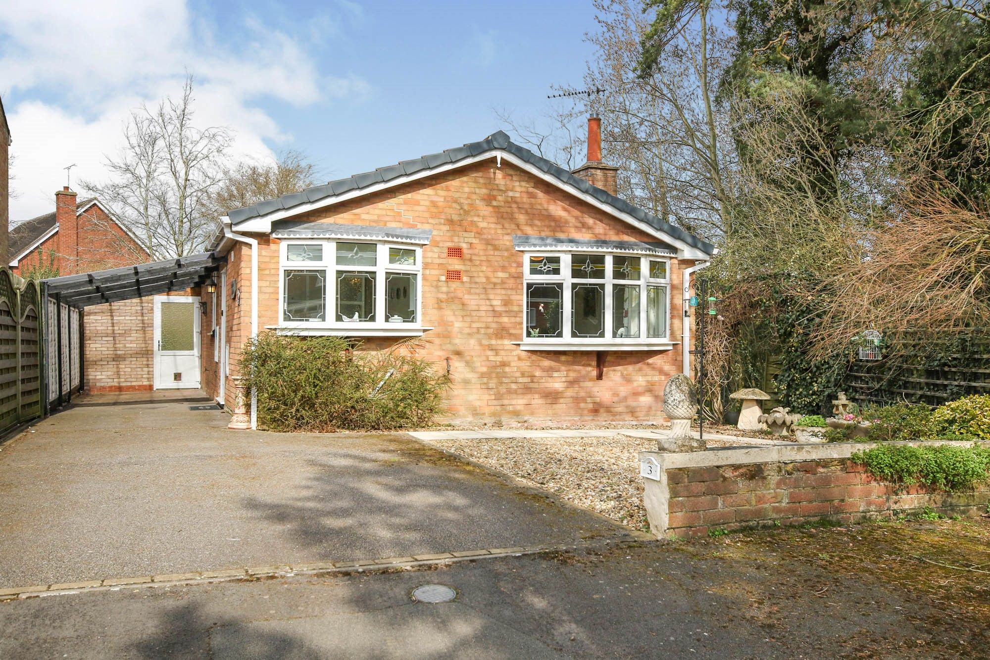 2 bed detached bungalow for sale in Chestnut Grove, Wolston, Coventry