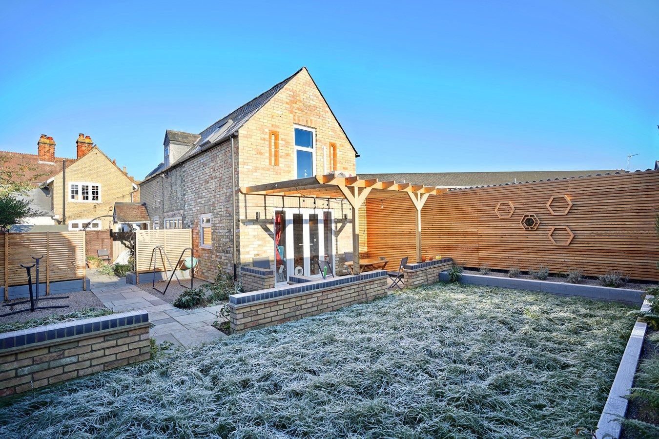 2 bed barn conversion for sale in 6A West Street, Godmanchester