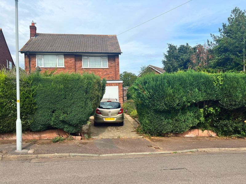 4 bed detached house for sale in Saintbridge Close, Abbeydale