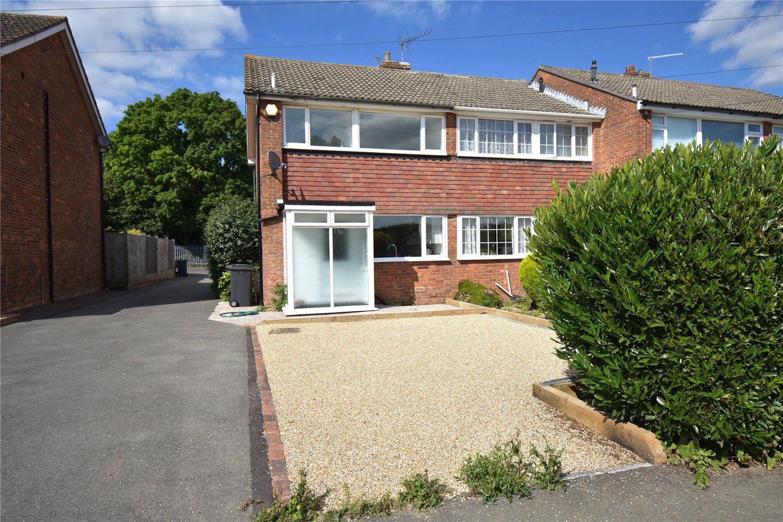 3 bed semidetached house for sale in Blackness Road, Crowborough, East