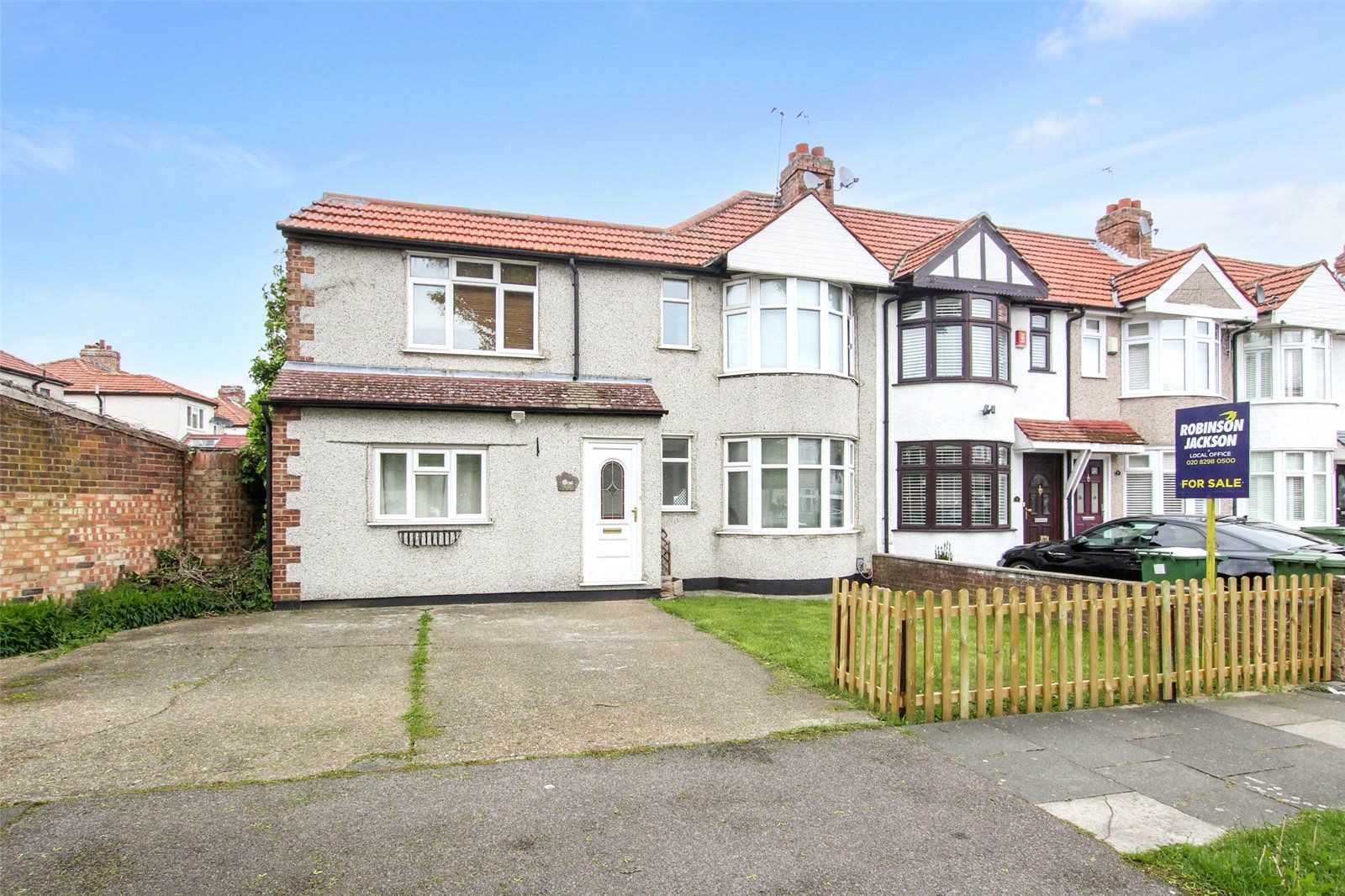 4 bed end terrace house for sale in Maple Crescent, Sidcup, Kent DA15