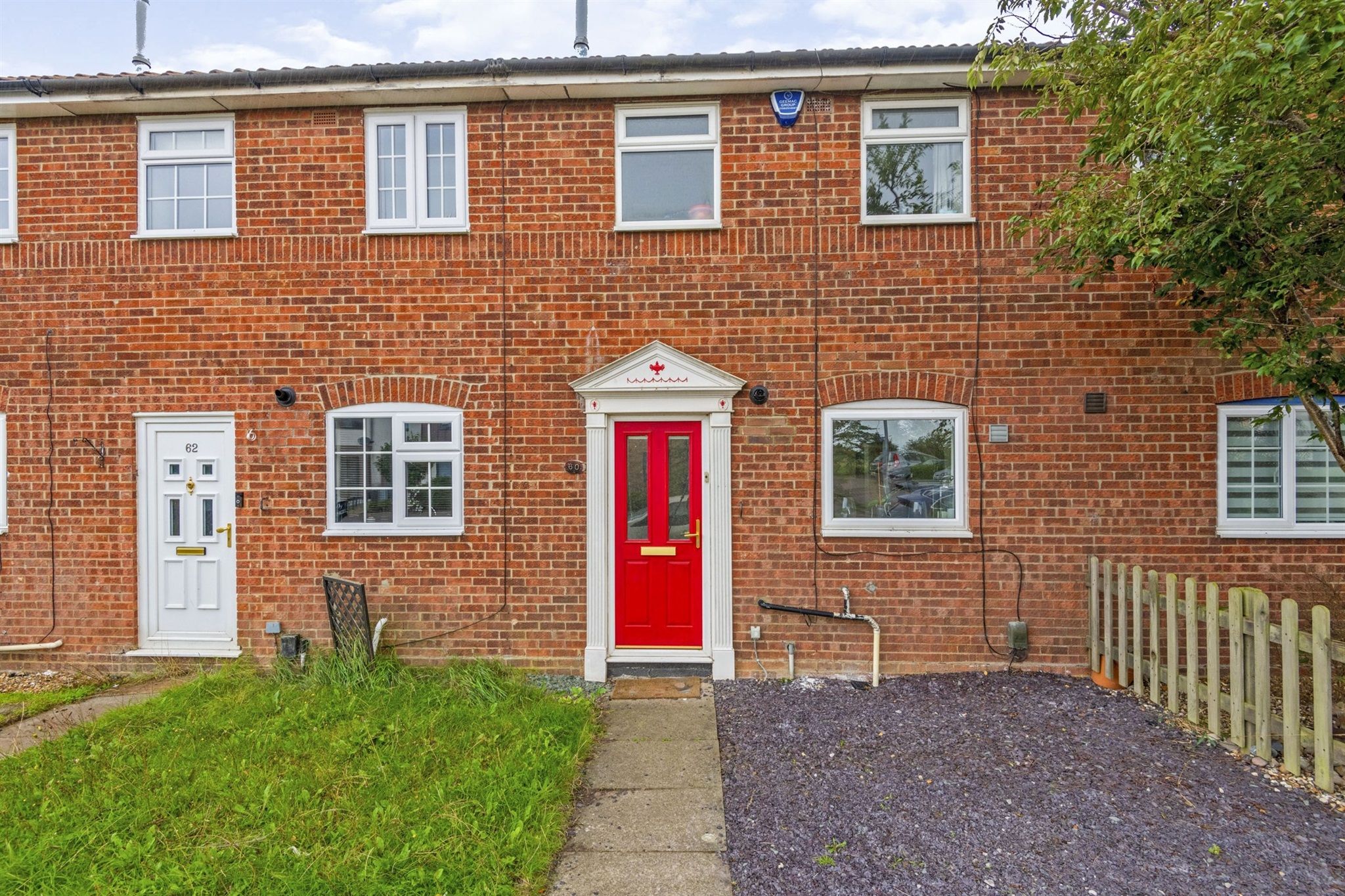 2 bed terraced house for sale in Kestrel Way, Luton LU4 Zoopla