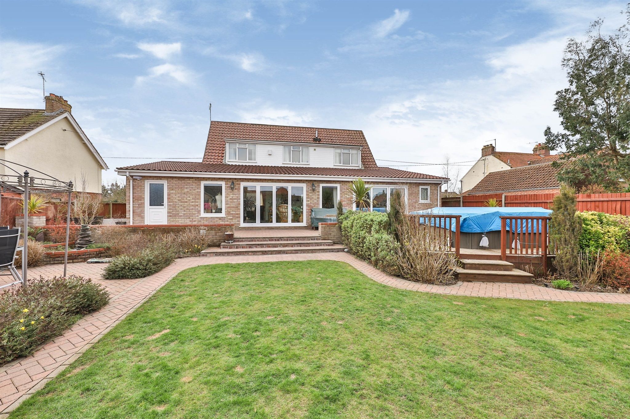 4 bed detached house for sale in Norwich Road, Fakenham NR21 Zoopla