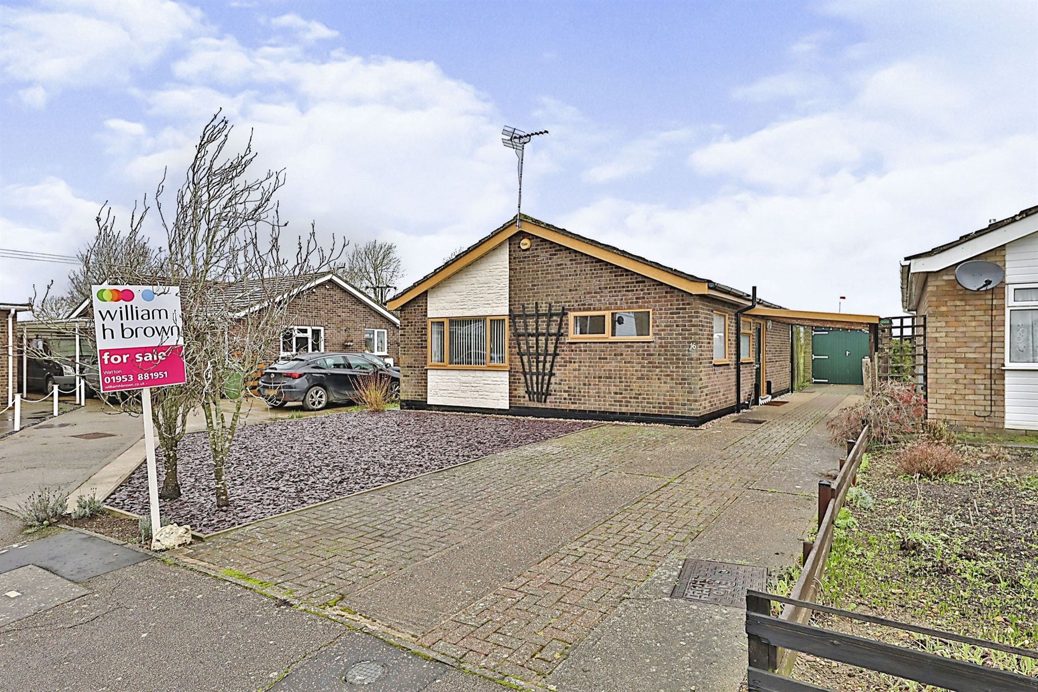 2 bed detached bungalow for sale in Goffe Close, Watton, Thetford IP25