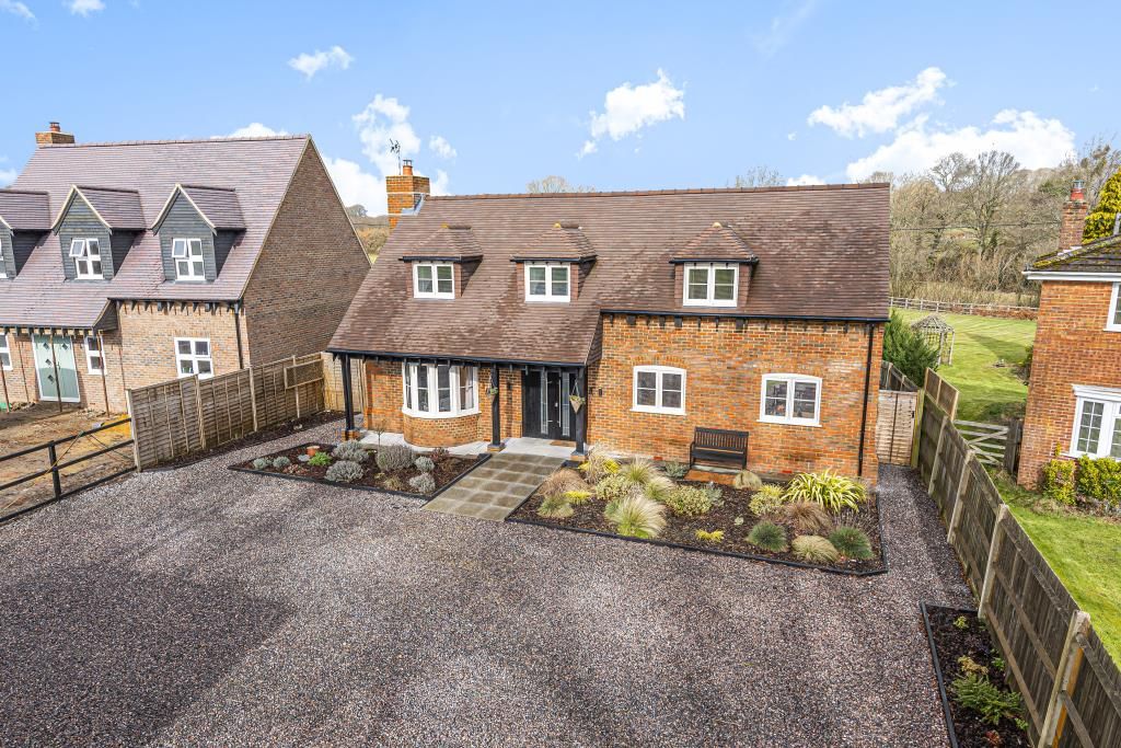 4 bed detached house for sale in Pamber Heath, Tadley RG26 Zoopla