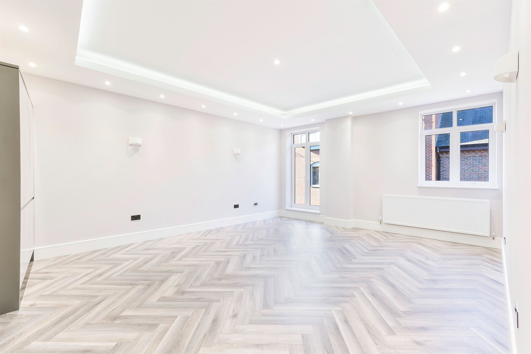 New home, 2 bed flat for sale in High Street, Dorking RH4 Zoopla