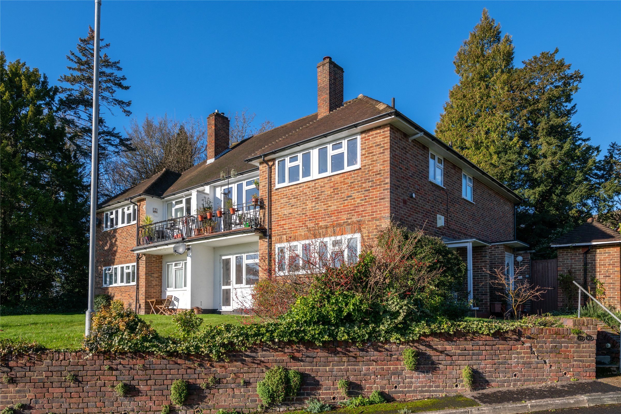 2 bed for sale in Merrywood Park, Reigate RH2 Zoopla