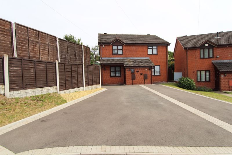 2 bed semidetached house for sale in Briars Close, Brockmoor, Bierley