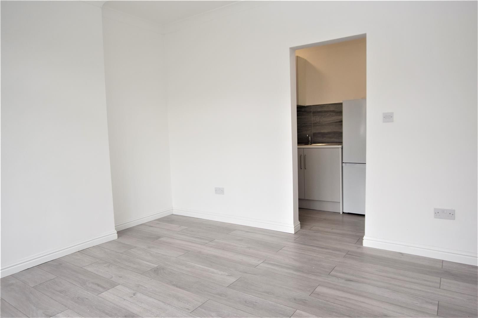 Studio to rent in Estcourt Road, Watford WD17 Zoopla
