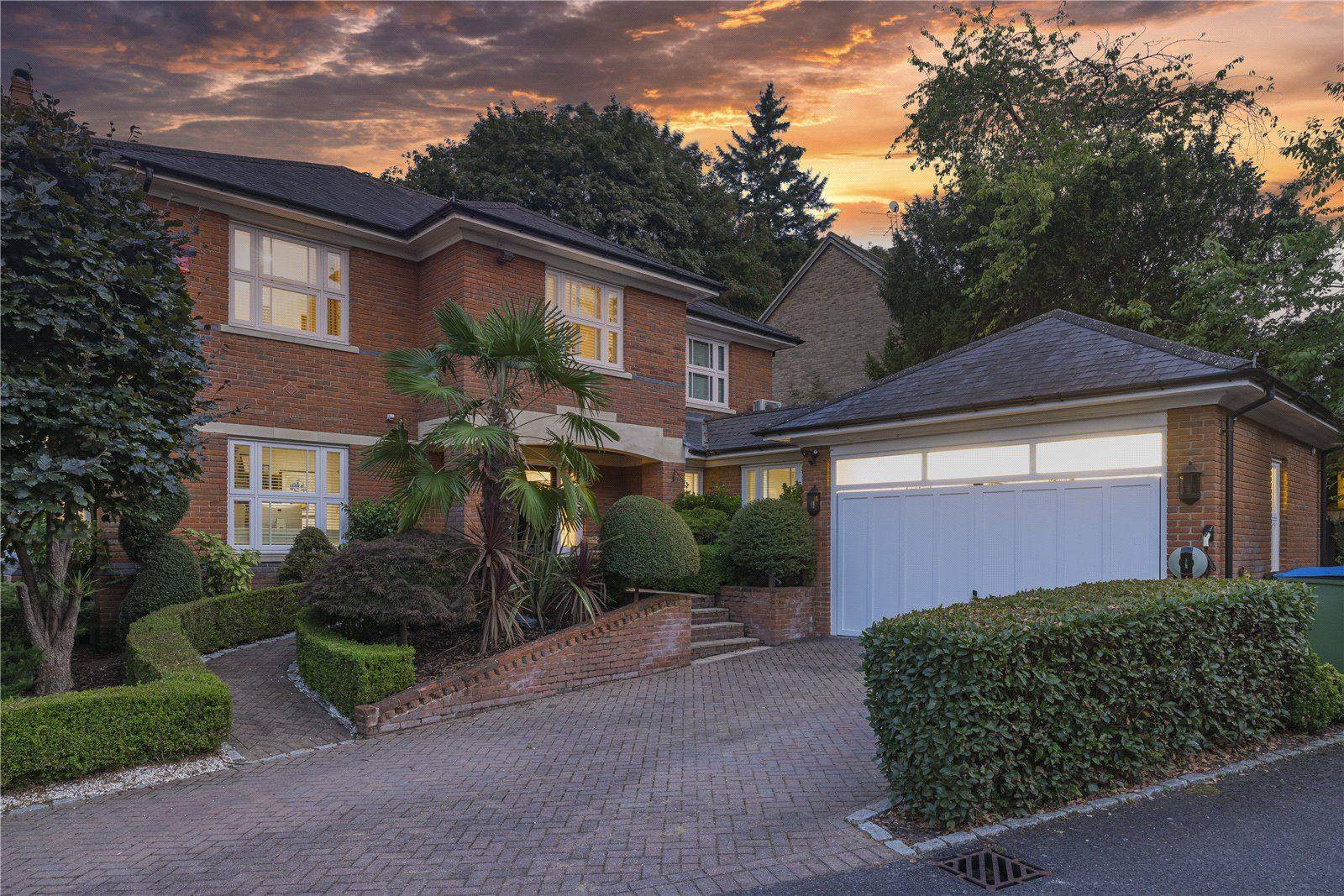 4 bed detached house for sale in Pennymead Place, Portsmouth Road