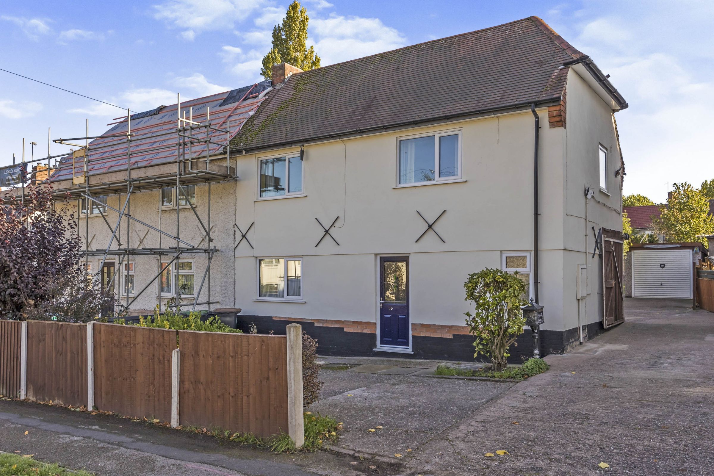 3 bed semidetached house for sale in Farfield Avenue, Nottingham NG9