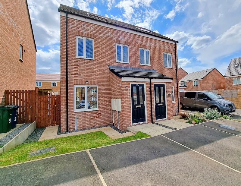 3 bed semidetached house for sale in Augusta Park Way, Dinnington