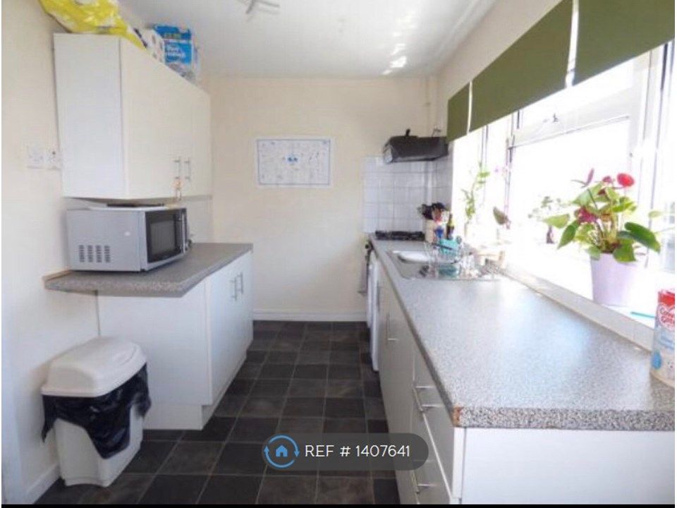 2 bed terraced house to rent in Cambria Street, Holyhead LL65 Zoopla