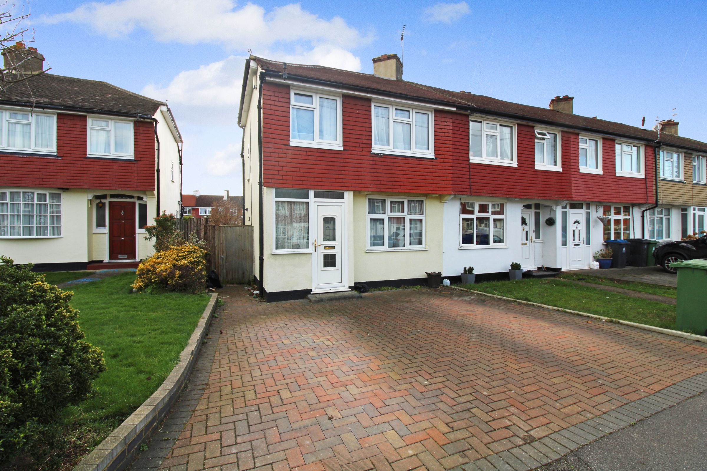 3 bed end terrace house for sale in Vincent Avenue, Surbiton KT5 Zoopla