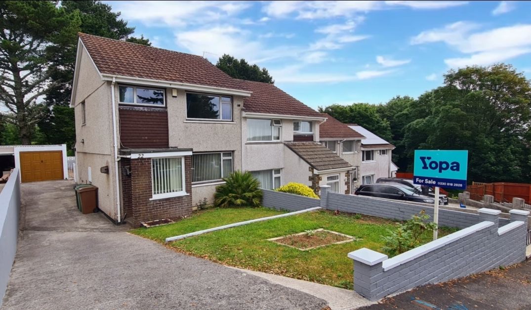 Long Down Gardens, Plymouth PL6  