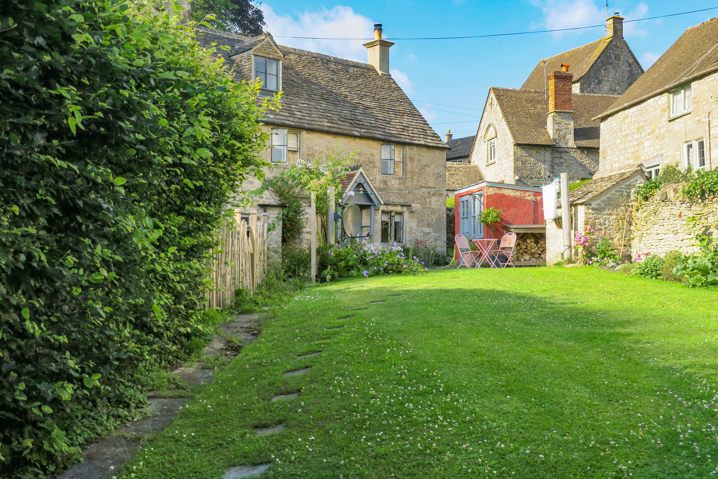 2 bed cottage for sale in Wells Road, Bisley, Stroud GL6 Zoopla