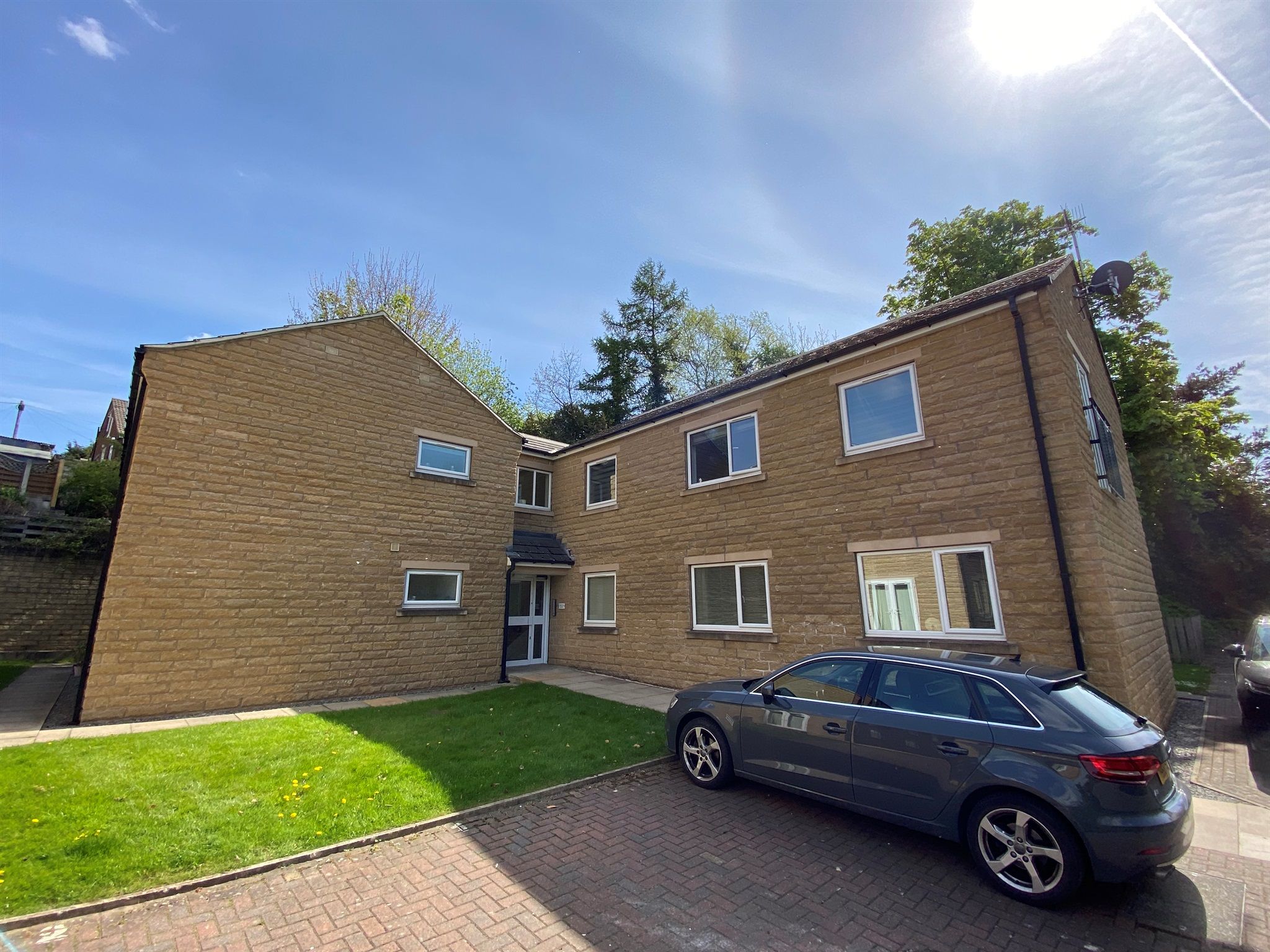 2 bed flat for sale in Ivy Mews, Sleningford Road, Bingley BD16 Zoopla