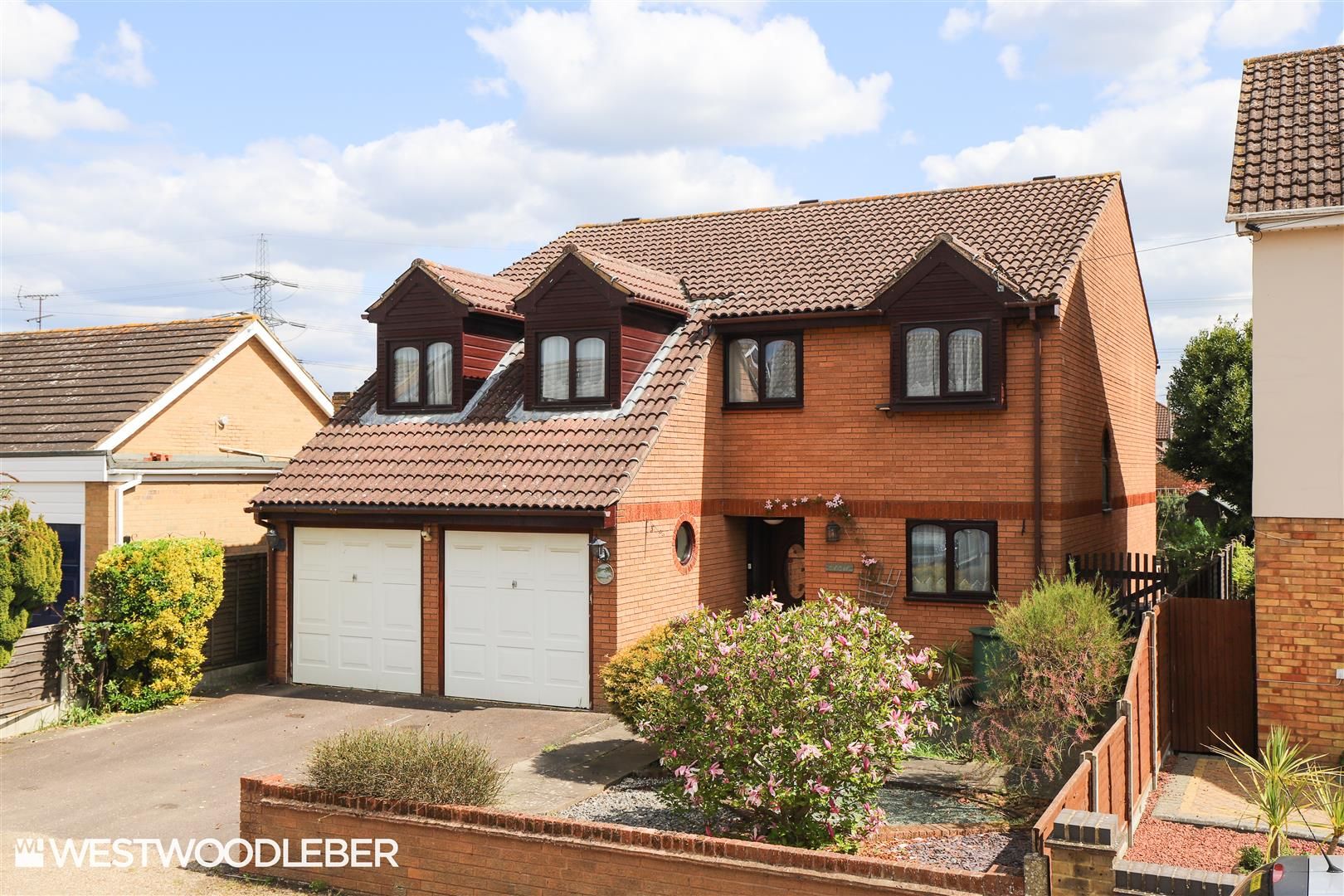 4 bed detached house for sale in Clyde Road, Hoddesdon EN11 Zoopla