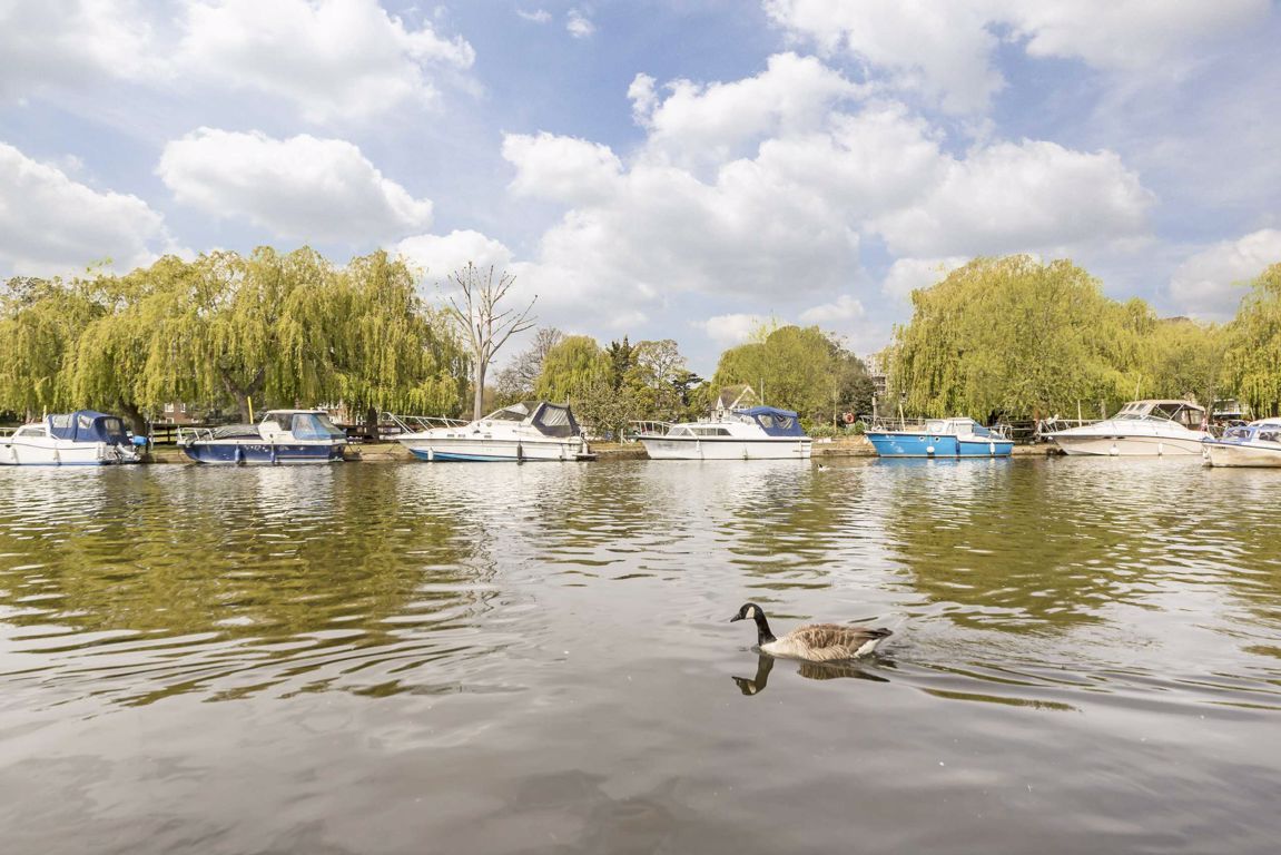 2 bed flat for sale in Lower Ham Road, Kingston Upon Thames KT2 Zoopla