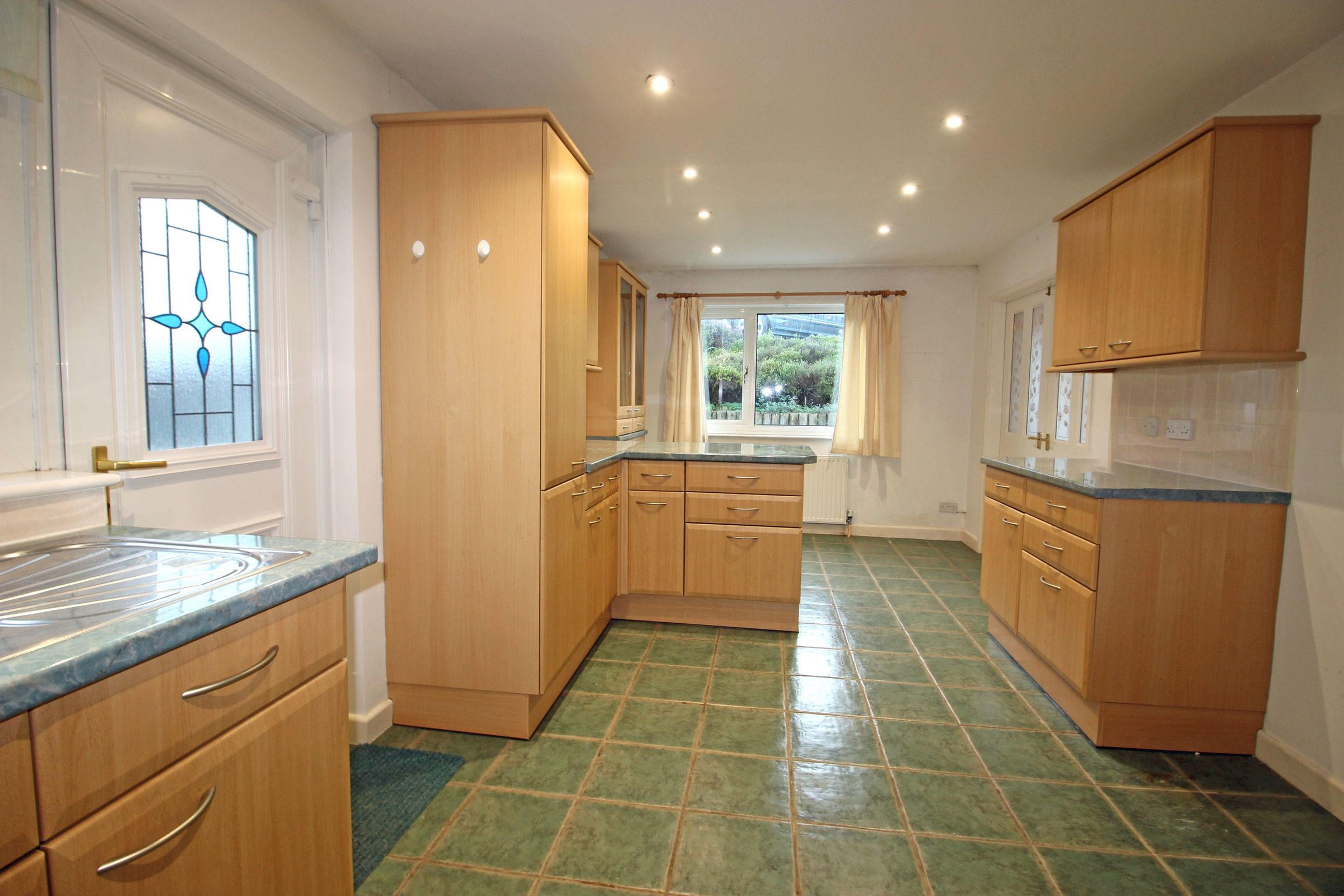 4 bed detached house for sale in Haywain Close, Torquay TQ2 Zoopla