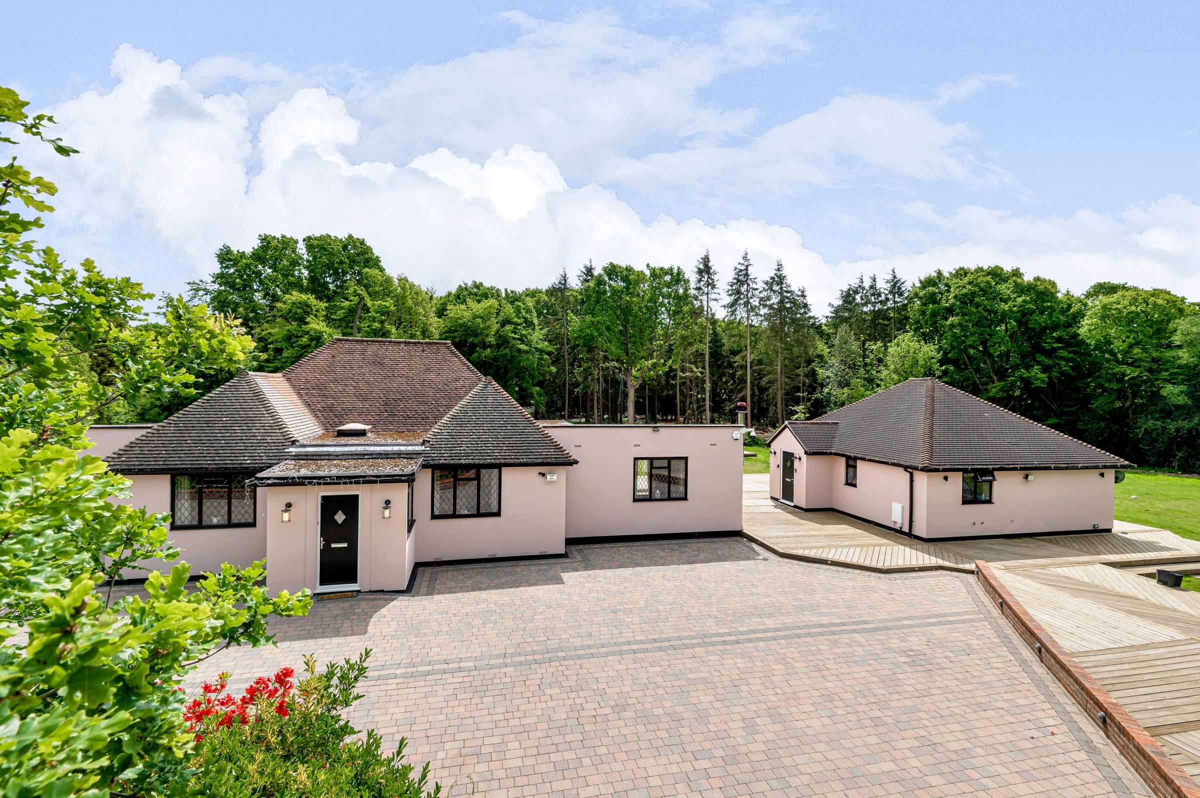 4 bed detached bungalow for sale in Hempstead Lane, Hailsham BN27 Zoopla