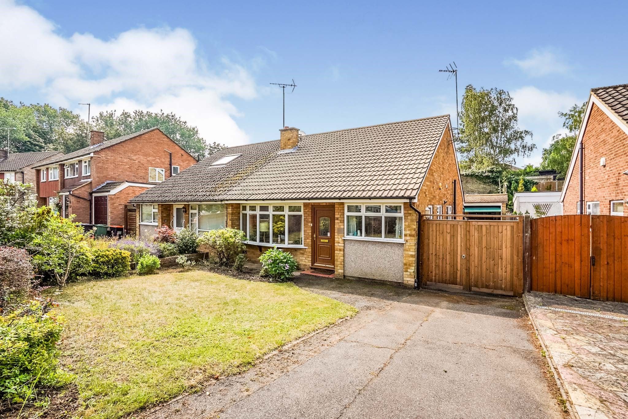 The Paddocks, Linslade, Leighton Buzzard LU7  