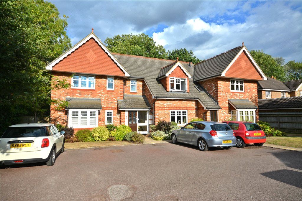 2 bed flat for sale in John Place, Warfield, Bracknell RG42 Zoopla