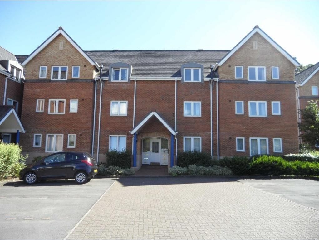 2 bed flat to rent in The Moorings, Penarth Marina, Penarth CF64 Zoopla