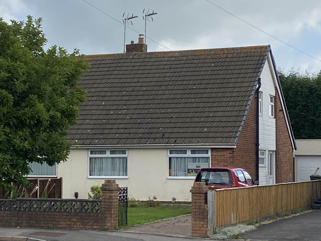 3 bed semidetached bungalow for sale in Stoke Lane, Stoke Lodge