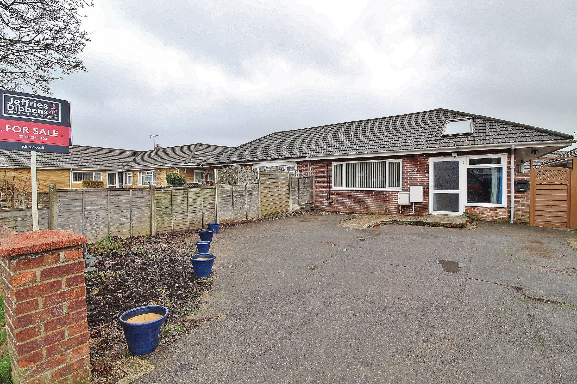 3 bed semidetached bungalow for sale in Masefield Crescent, Cowplain