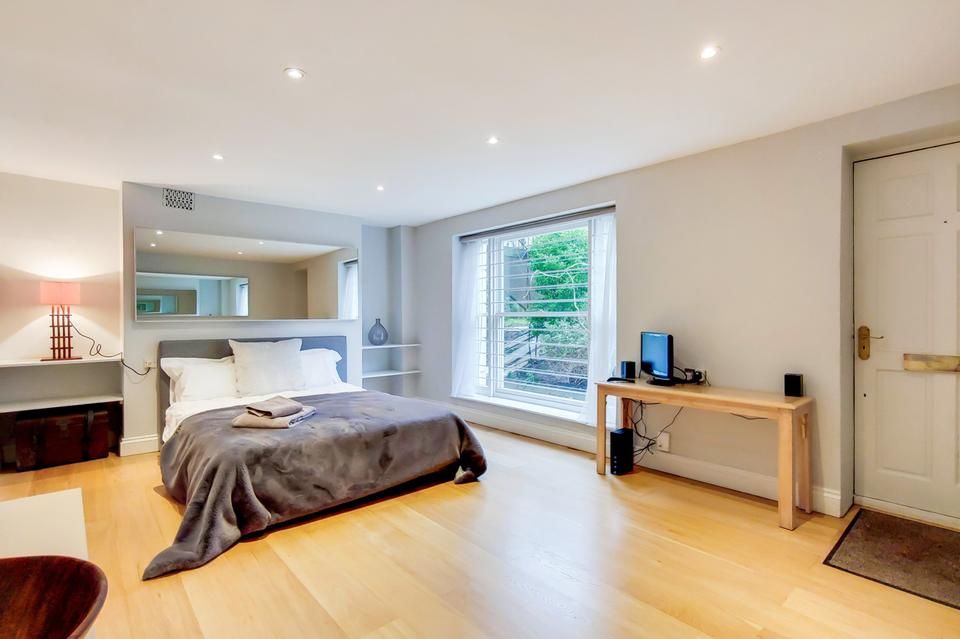 Rothery Terrace, Foxley Road, London SW9  