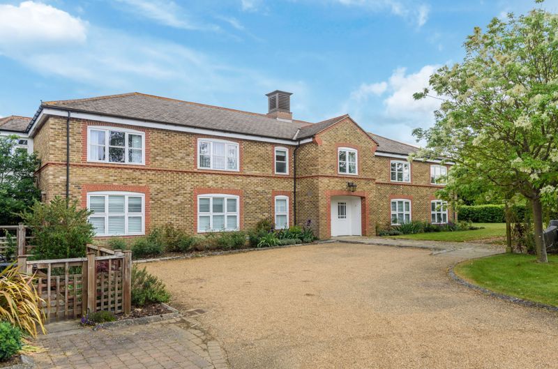3 bed property for sale in Churchfield Court, Girton, Cambridge CB3