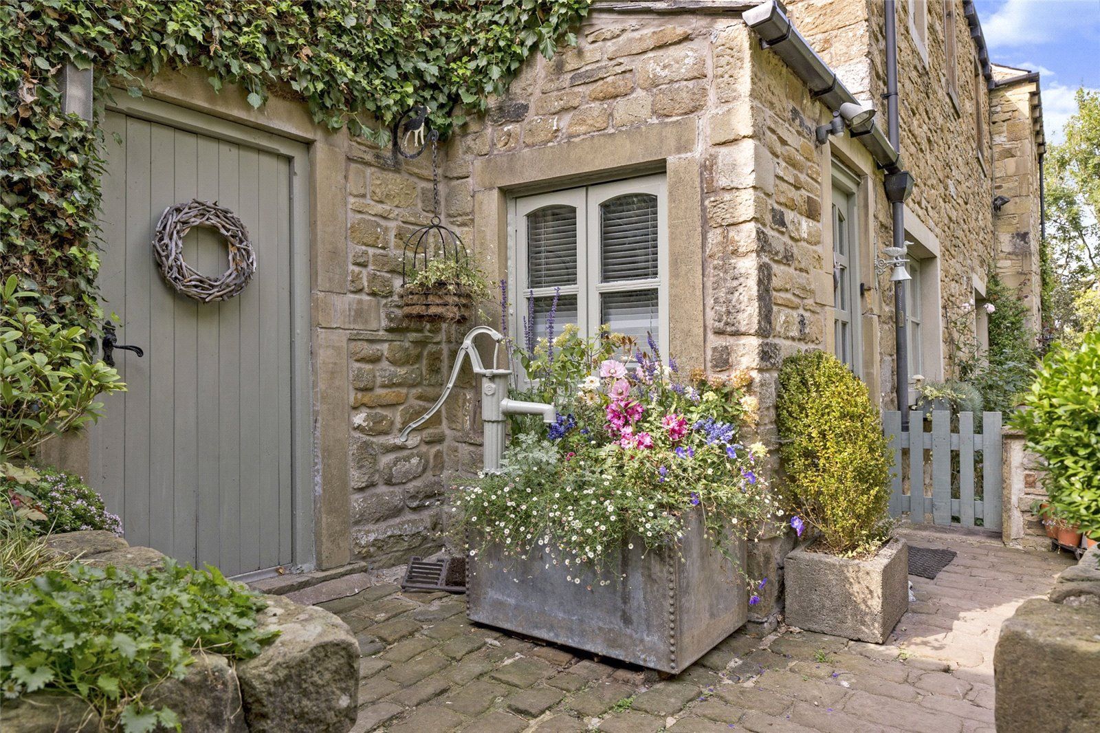 4 bed detached house for sale in Skipton Road, Earby, Barnoldswick BB18 Zoopla