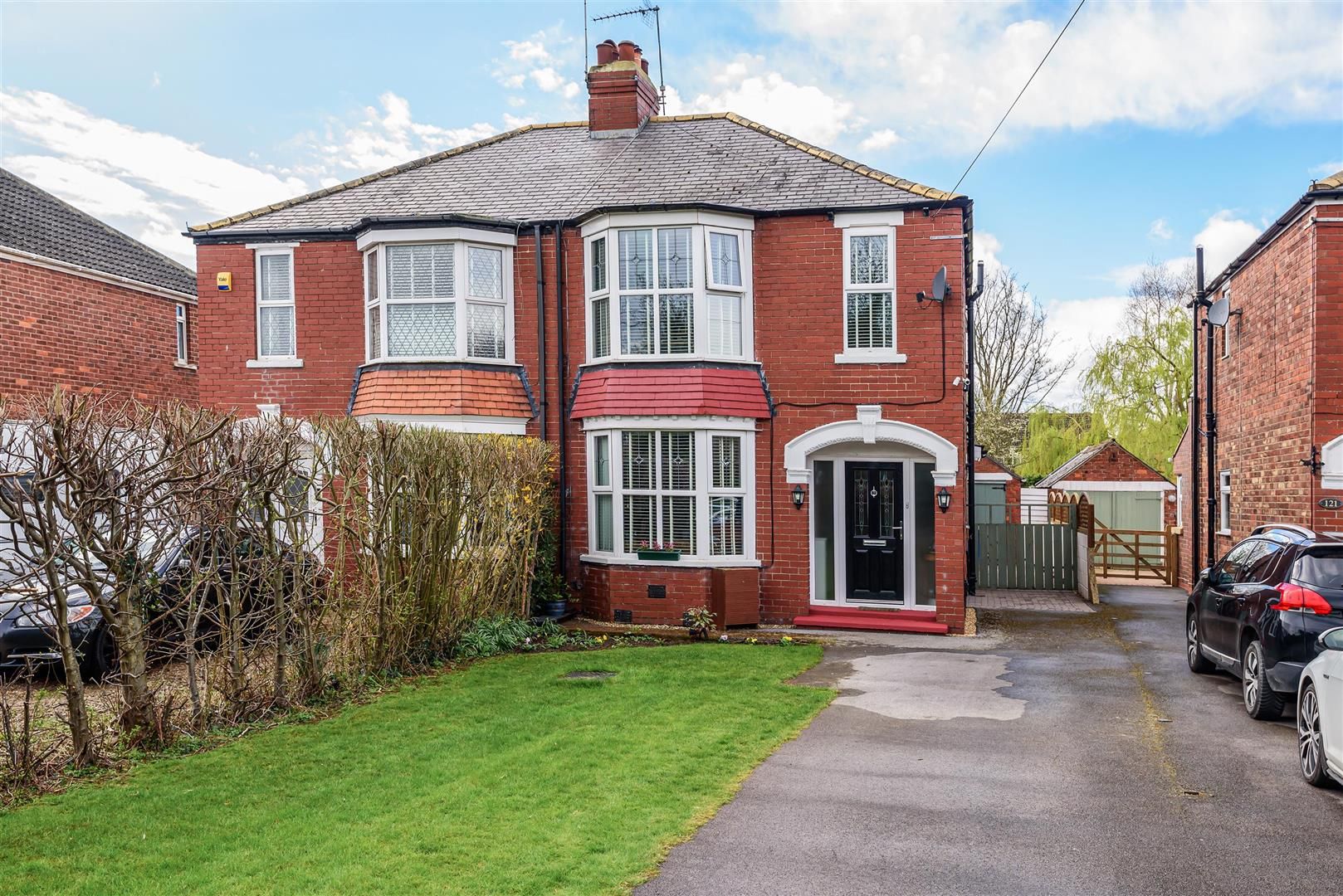 3 bed semidetached house for sale in Woodhall Way, Beverley, East