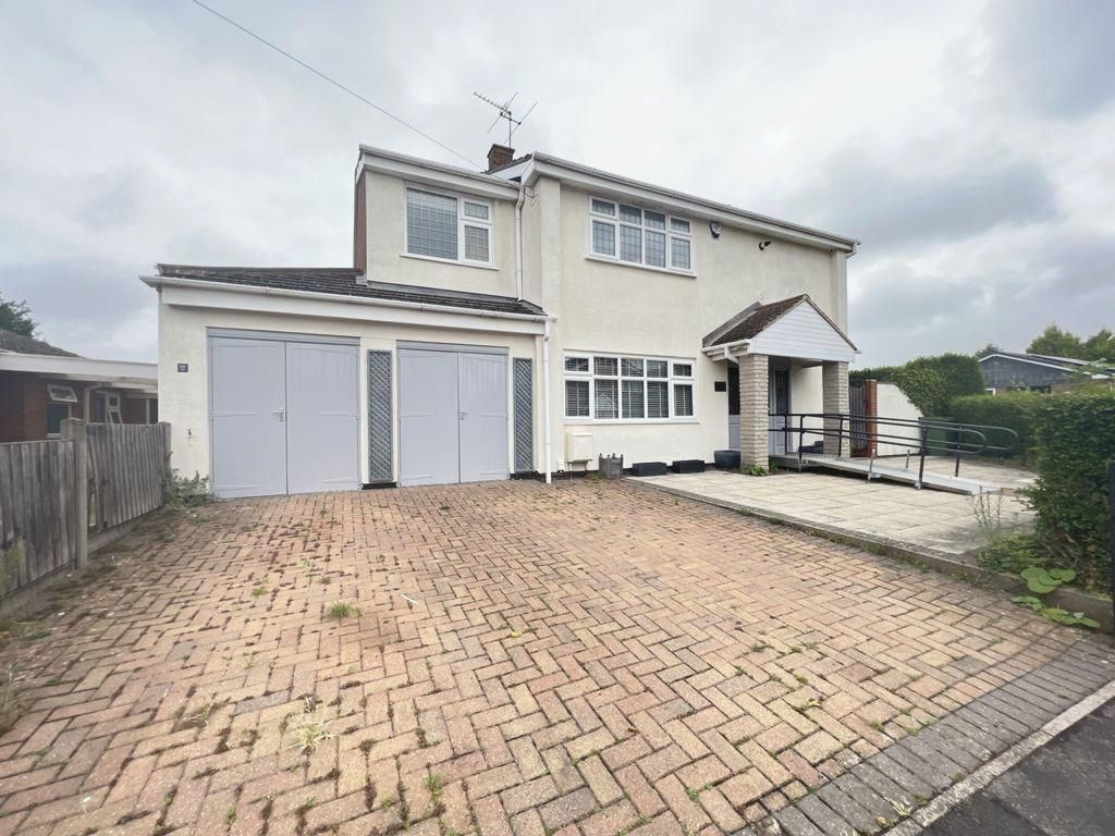 5 bed detached house for sale in Adlington Road, Oadby LE2 Zoopla