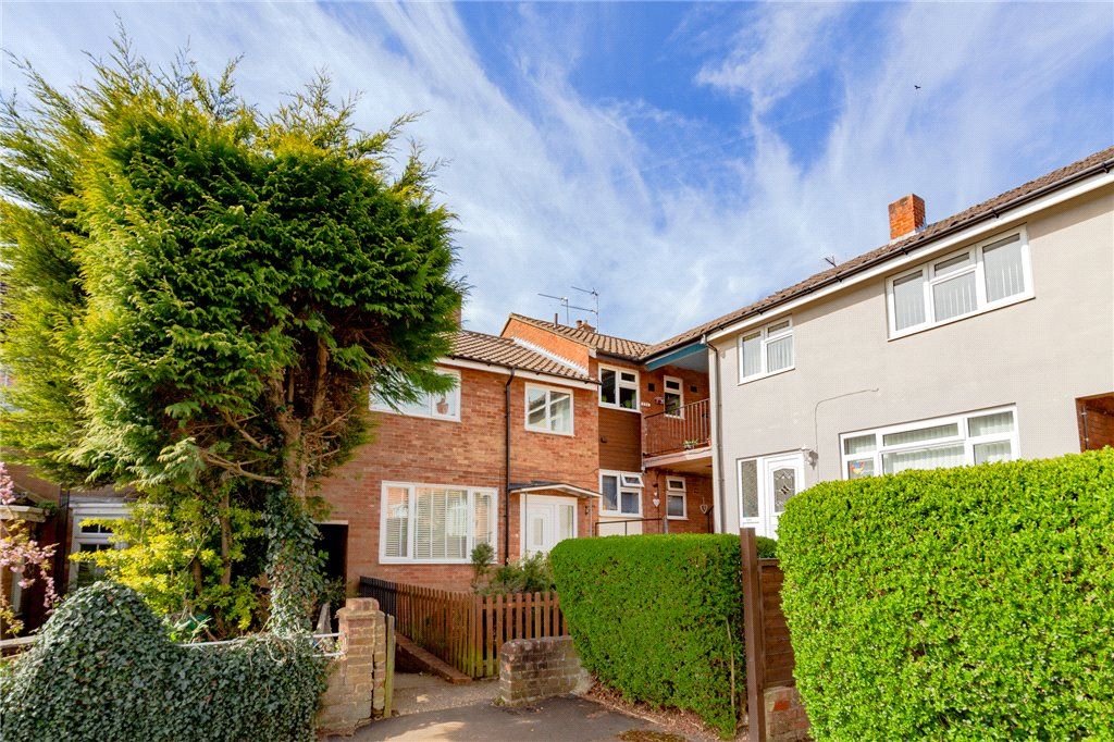 2 bed terraced house for sale in Lynch Hill Lane, Slough, UK SL2 Zoopla