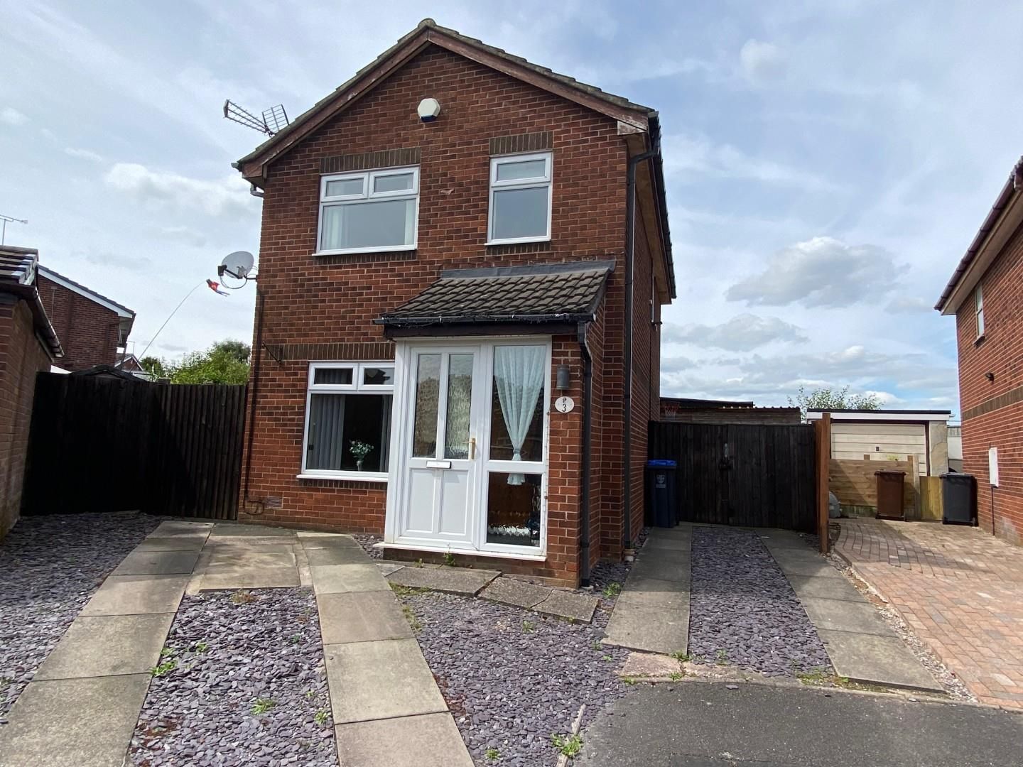 3 bed property to rent in Sandown Close, Cheadle, StokeOnTrent ST10