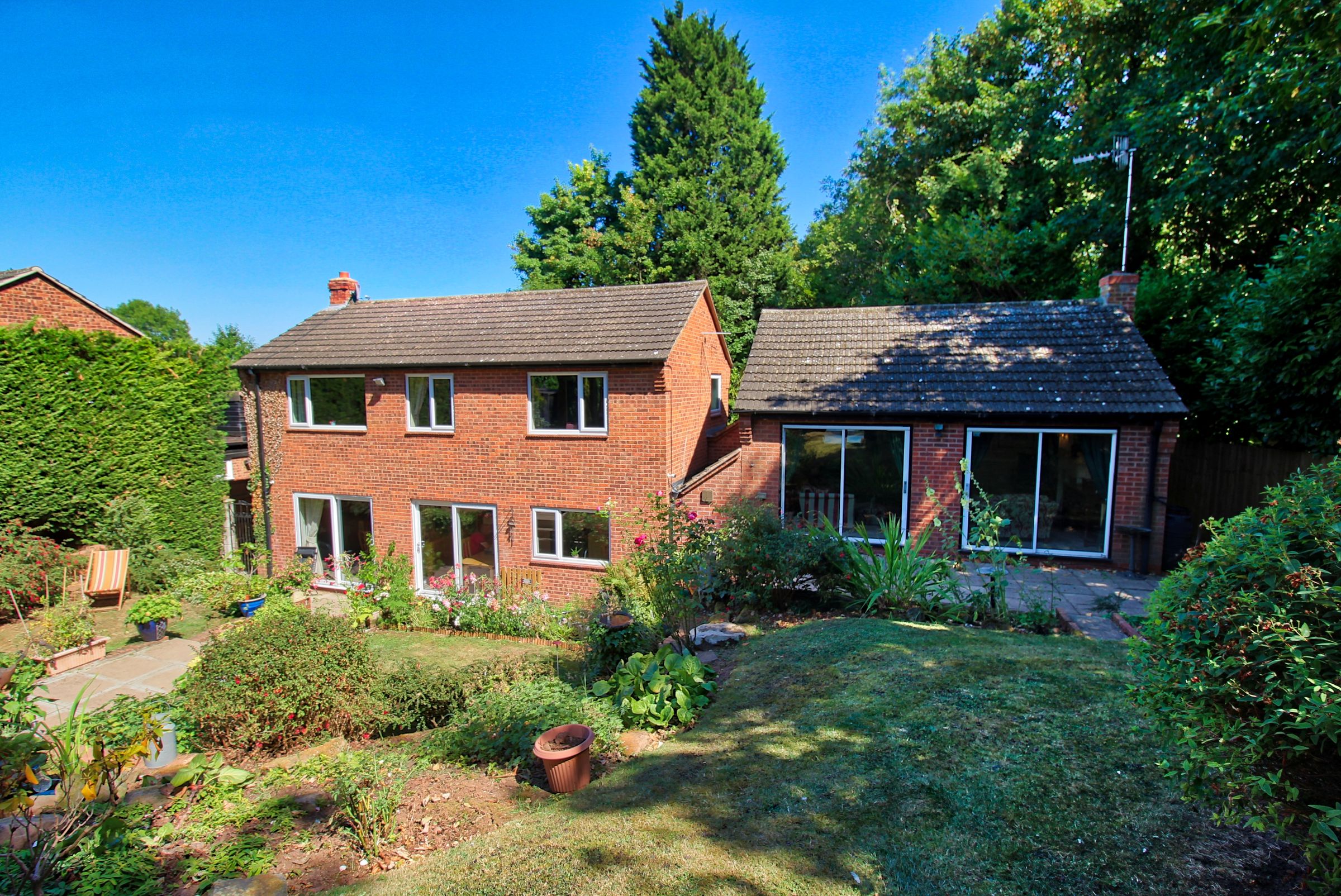 4 bed detached house for sale in Hanbury Road, Droitwich WR9 Zoopla