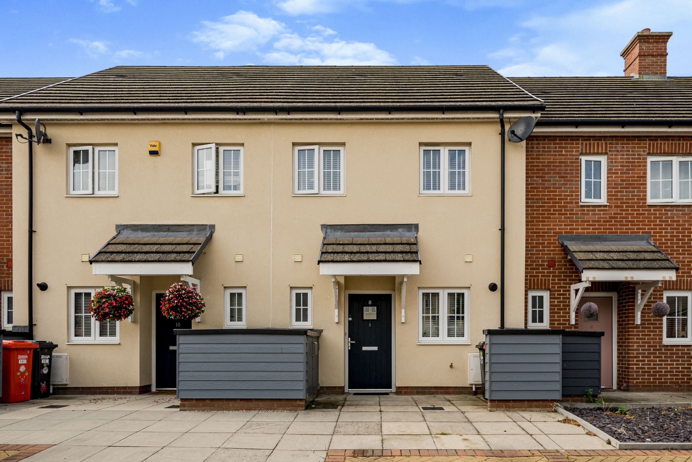 2 bed terraced house for sale in Edenbridge Road, Slough SL2 Zoopla